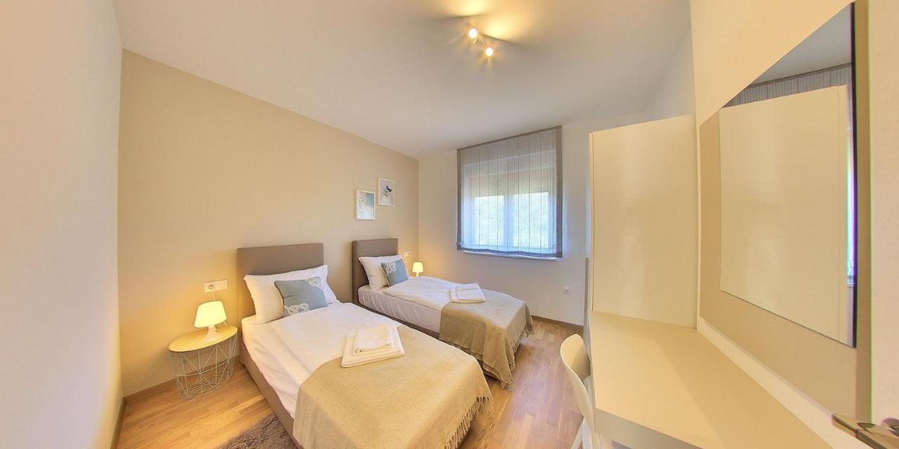 Modo Apartments พูลา ภายนอก รูปภาพ