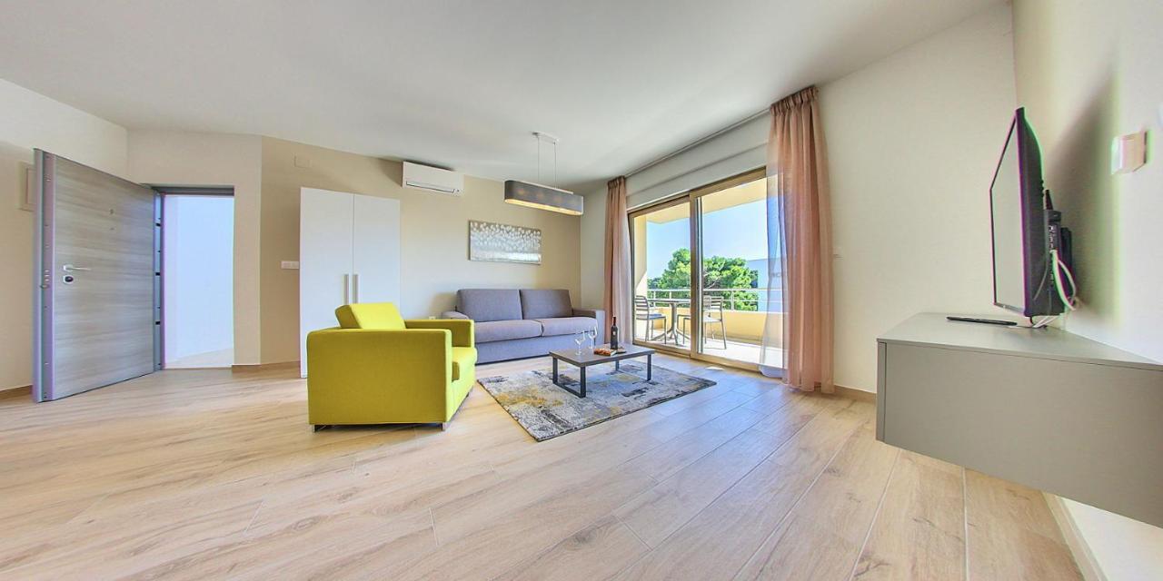 Modo Apartments พูลา ภายนอก รูปภาพ