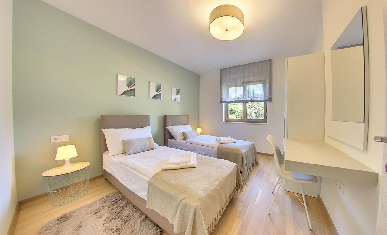 Modo Apartments พูลา ภายนอก รูปภาพ