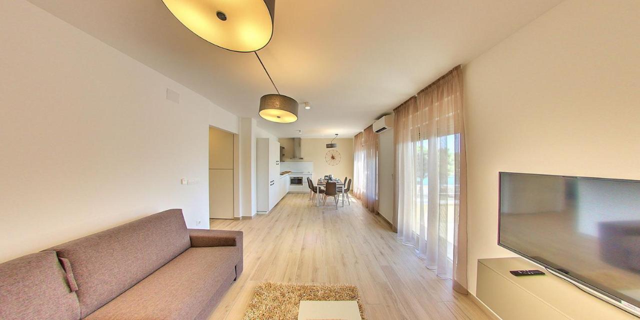 Modo Apartments พูลา ภายนอก รูปภาพ