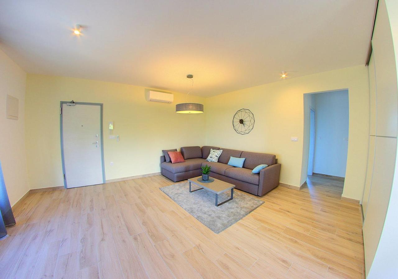 Modo Apartments พูลา ภายนอก รูปภาพ