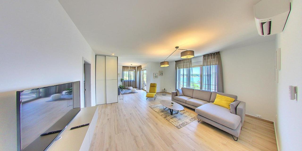 Modo Apartments พูลา ภายนอก รูปภาพ