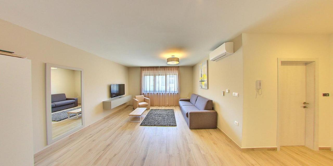 Modo Apartments พูลา ภายนอก รูปภาพ